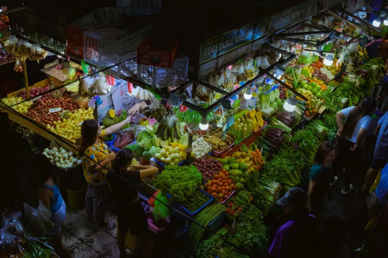 Cooking With the Clock: How Shanghai's Seasonal Kitchen Puts American Grocery Habits to Shame